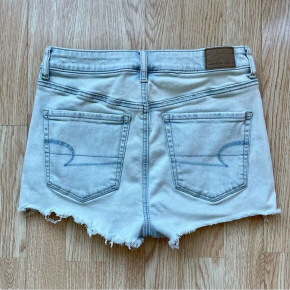 American Eagle Light Blue Super High-Rise Shortie Jean Shorts - Size: 6 - Picture 2 of 5